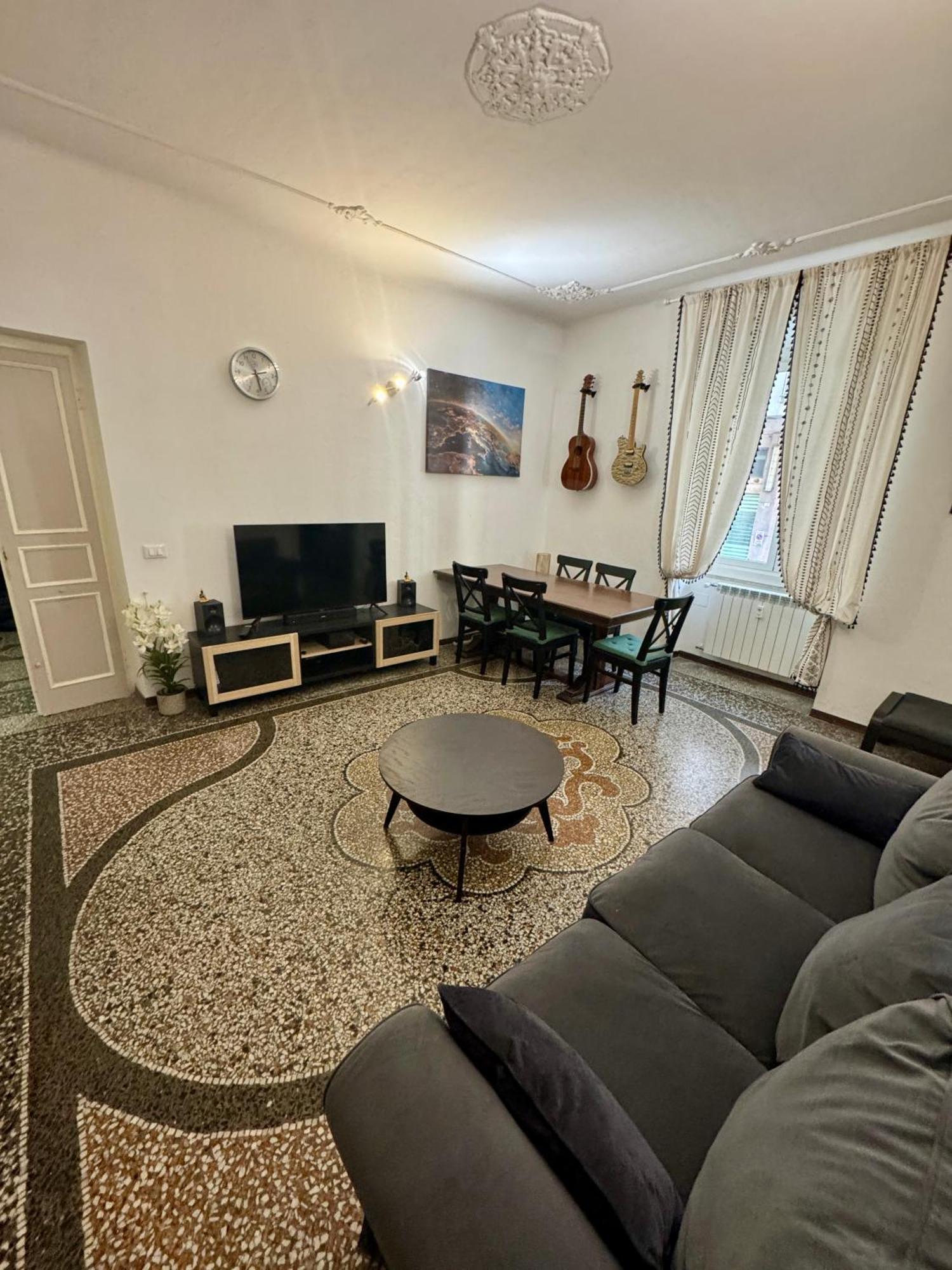 Apartment La Casa Di Leonardo Genua